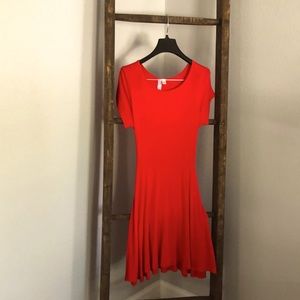 Red a-line short sleeve dress